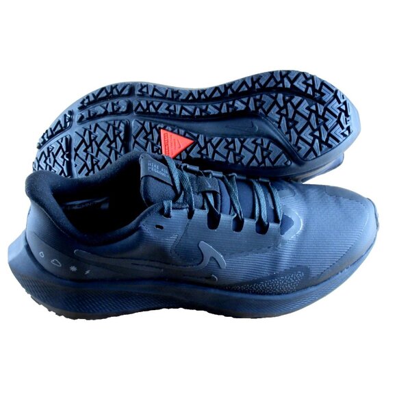 Women's Nike Air Zoom Pegasus 39 Shield Weatherized Running Shoes Black Size NIB - Picture 2 of 7